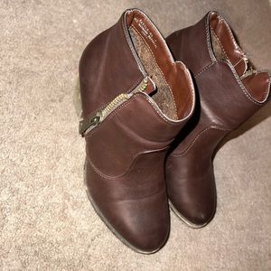 brown ankle boots